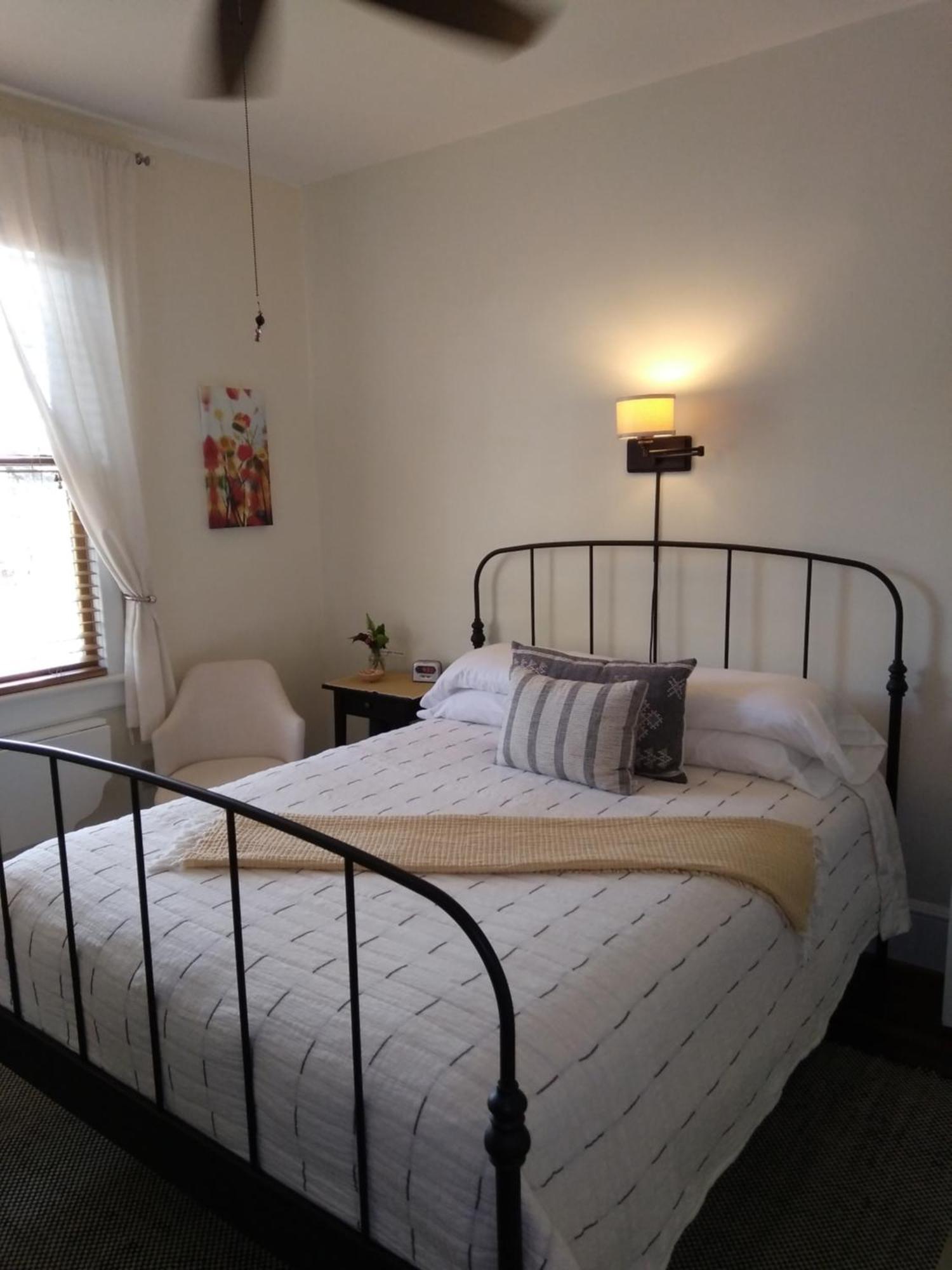 Black Lantern Inn Роанок Екстер'єр фото