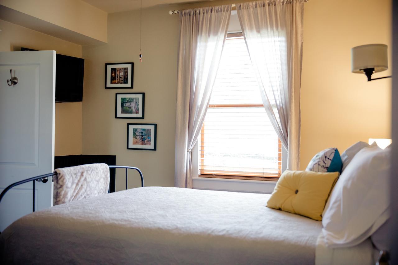 Black Lantern Inn Роанок Екстер'єр фото